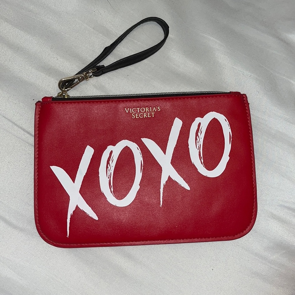 Victoria’s Secret valentines wristlet